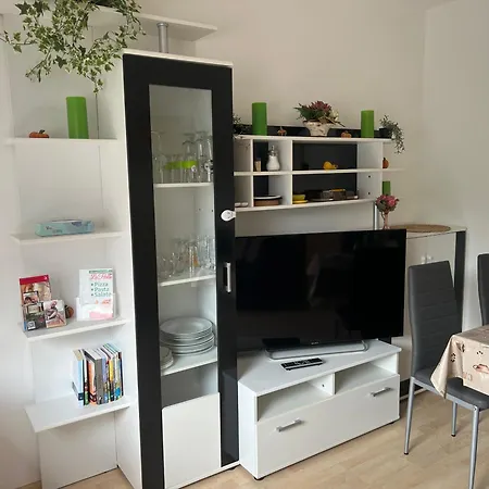 Hinter-apartments West Apartman *